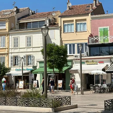Sanary Apartments Appartamento *