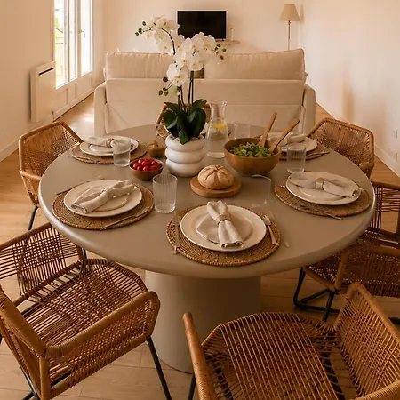 Sanary Apartments