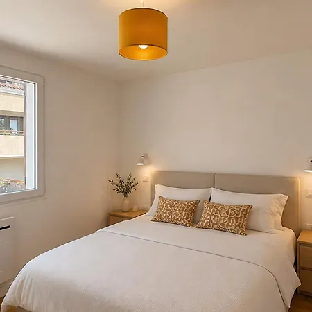Sanary Apartments Appartamento