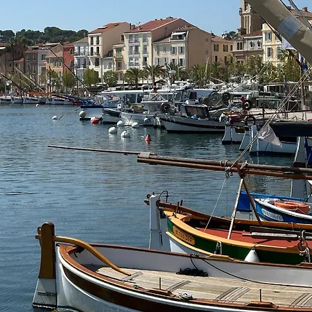 Sanary Apartments * Sanary-sur-Mer